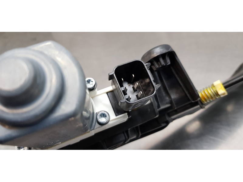 Recambio de elevalunas delantero izquierdo para land rover discovery sport pure referencia OEM IAM LR058513 FK7223201AC 