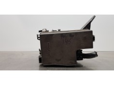 Recambio de caja reles / fusibles para toyota rav 4 active referencia OEM IAM 8263142060   2