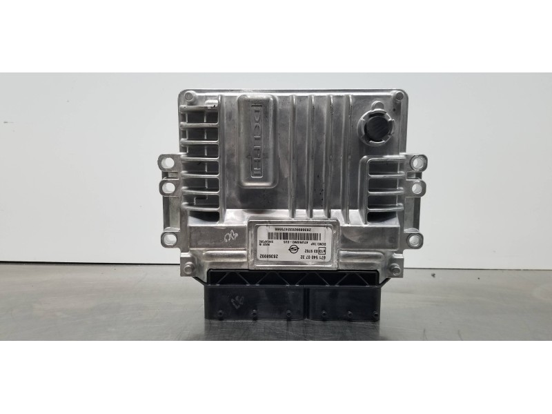 Recambio de centralita motor uce para ssangyong rodius xdi referencia OEM IAM 6715400732 28368992 