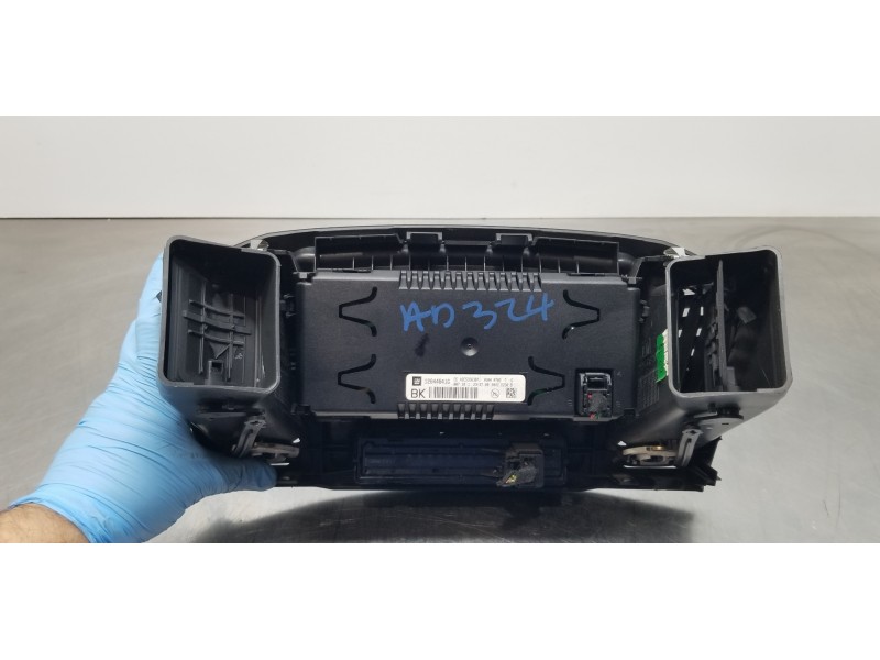 Recambio de pantalla multifuncion para opel insignia berlina edition referencia OEM IAM 12844841 12844841G  Recambio de pantalla multifuncion para opel insignia berlina edition referencia OEM IAM 12844841 12844841G