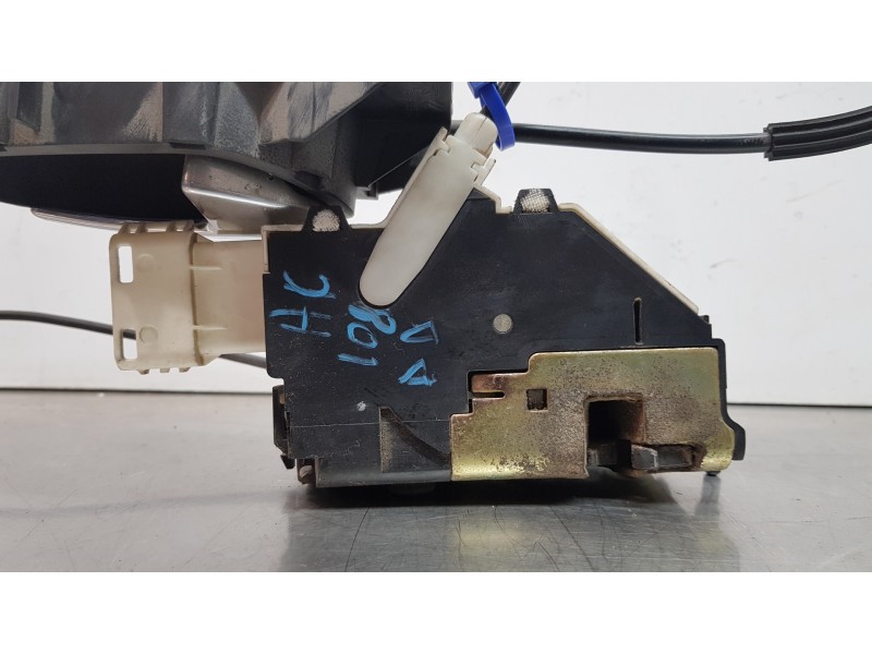 Recambio de cerradura puerta delantera derecha para citroen c4 berlina vtr plus referencia OEM IAM 9681331480   Recambio de cerradura puerta delantera derecha para citroen c4 berlina vtr plus referencia OEM IAM 9681331480