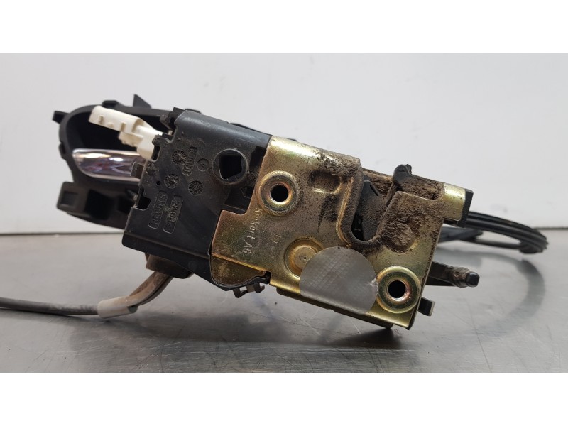 Recambio de cerradura puerta delantera derecha para citroen c4 berlina vtr plus referencia OEM IAM 9681331480   Recambio de cerradura puerta delantera derecha para citroen c4 berlina vtr plus referencia OEM IAM 9681331480