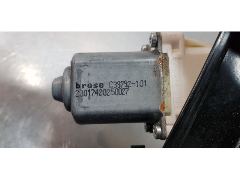 Recambio de elevalunas trasero derecho para land rover discovery sport pure referencia OEM IAM LR059008 FK7227000AB 