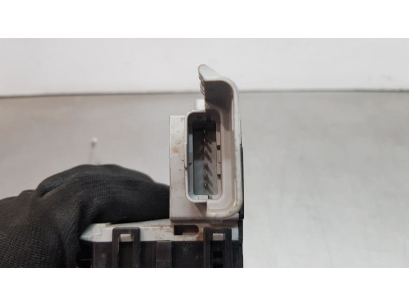 Recambio de cerradura puerta trasera derecha para citroen c4 berlina vtr plus referencia OEM IAM 9681337080   Recambio de cerradura puerta trasera derecha para citroen c4 berlina vtr plus referencia OEM IAM 9681337080