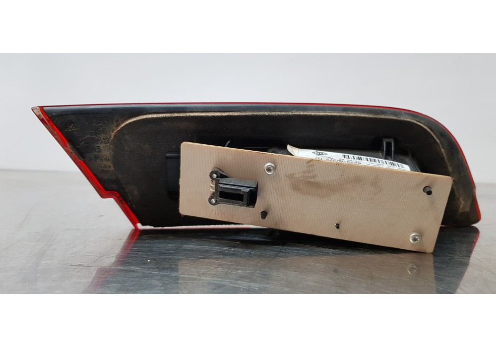 Recambio de piloto trasero derecho interior para jaguar xf 2.7 v6 diesel luxury referencia OEM IAM 8X2315K272CD  