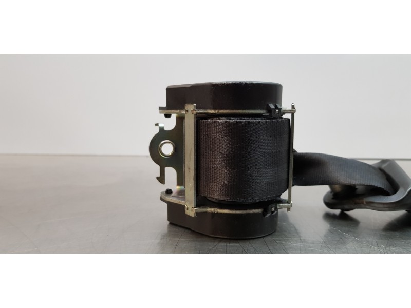 Recambio de cinturon seguridad delantero derecho para dacia lodgy laureate referencia OEM IAM 868842775R   Recambio de cinturon seguridad delantero derecho para dacia lodgy laureate referencia OEM IAM 868842775R
