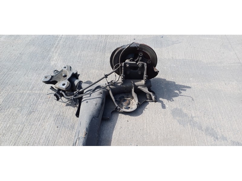 Recambio de puente trasero para renault scenic iv grand zen referencia OEM IAM 555017273R  