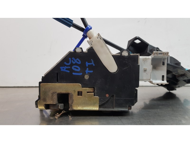 Recambio de cerradura puerta trasera izquierda para citroen c4 berlina vtr plus referencia OEM IAM 9681337180   Recambio de cerradura puerta trasera izquierda para citroen c4 berlina vtr plus referencia OEM IAM 9681337180