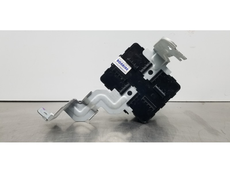 Recambio de modulo electronico para hyundai tucson klass referencia OEM IAM 95300N9000  