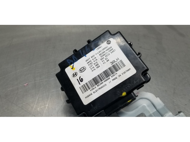 Recambio de modulo electronico para hyundai tucson klass referencia OEM IAM 95300N9000  