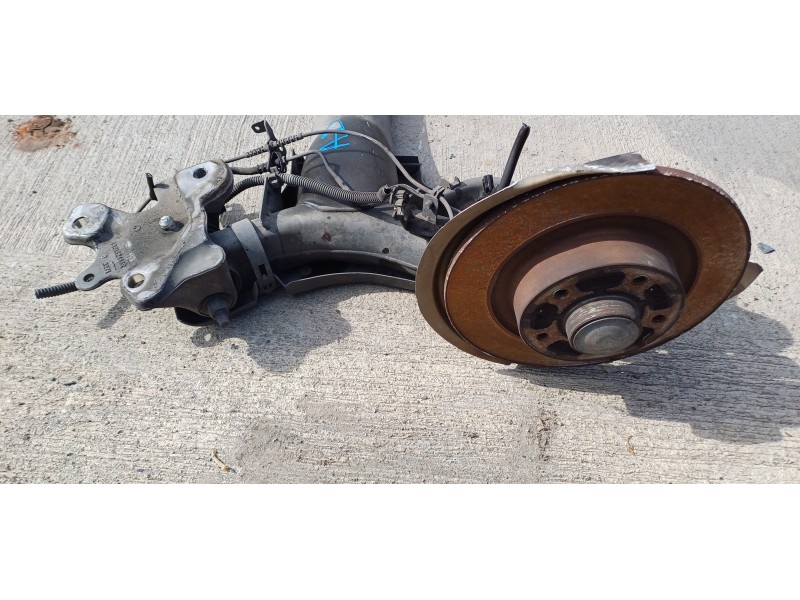 Recambio de puente trasero para renault scenic iv grand zen referencia OEM IAM 555017273R  