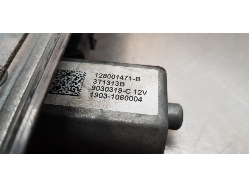 Recambio de elevalunas delantero derecho para dacia lodgy laureate referencia OEM IAM 807209071R   Recambio de elevalunas delantero derecho para dacia lodgy laureate referencia OEM IAM 807209071R