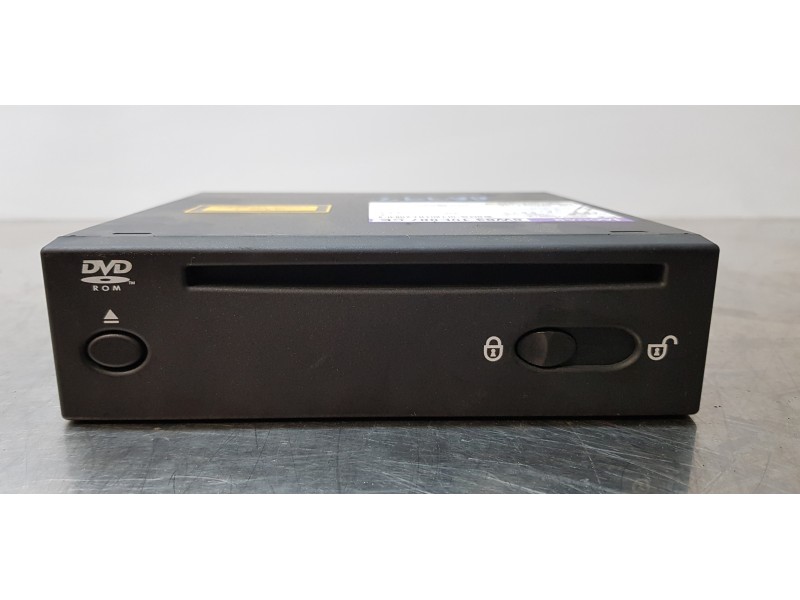 Recambio de sistema dvd para jaguar xf 2.7 v6 diesel luxury referencia OEM IAM 8W8310E887CE  