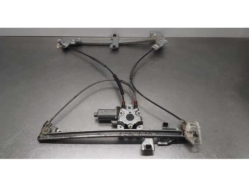 Recambio de elevalunas delantero derecho para peugeot partner (s2) rancho plus referencia OEM IAM 9222G1   Recambio de elevalunas delantero derecho para peugeot partner (s2) rancho plus referencia OEM IAM 9222G1