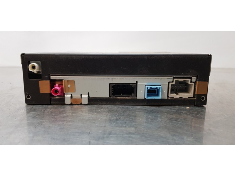 Recambio de sistema dvd para jaguar xf 2.7 v6 diesel luxury referencia OEM IAM 8W8310E887CE  