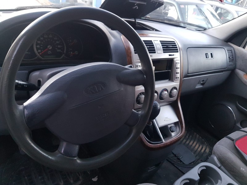 kia carnival ii del año 2002