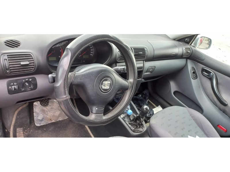 seat leon (1m1) del año 2002