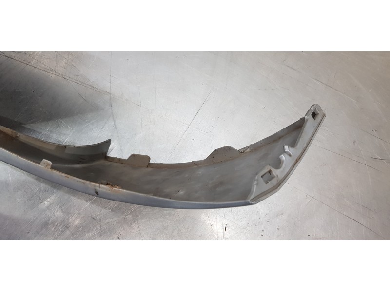 Recambio de rejilla delantera para peugeot 1007 sport referencia OEM IAM 7804R7   Recambio de rejilla delantera para peugeot 1007 sport referencia OEM IAM 7804R7