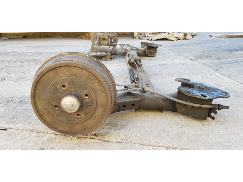 Recambio de puente trasero para dacia lodgy laureate referencia OEM IAM 555117070R   Recambio de puente trasero para dacia lodgy laureate referencia OEM IAM 555117070R