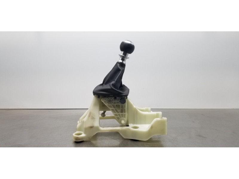 Recambio de palanca cambio para hyundai tucson klass referencia OEM IAM 43700N7120NNB  