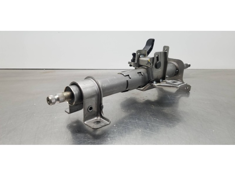 Recambio de columna direccion para ssangyong rodius xdi referencia OEM IAM 4621021010  