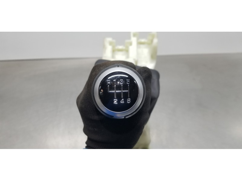 Recambio de palanca cambio para hyundai tucson klass referencia OEM IAM 43700N7120NNB  