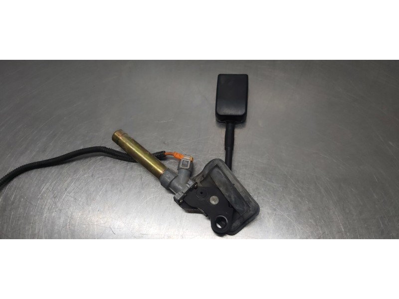 Recambio de pretensor airbag derecho para peugeot partner (s2) rancho plus referencia OEM IAM 8972S2   Recambio de pretensor airbag derecho para peugeot partner (s2) rancho plus referencia OEM IAM 8972S2