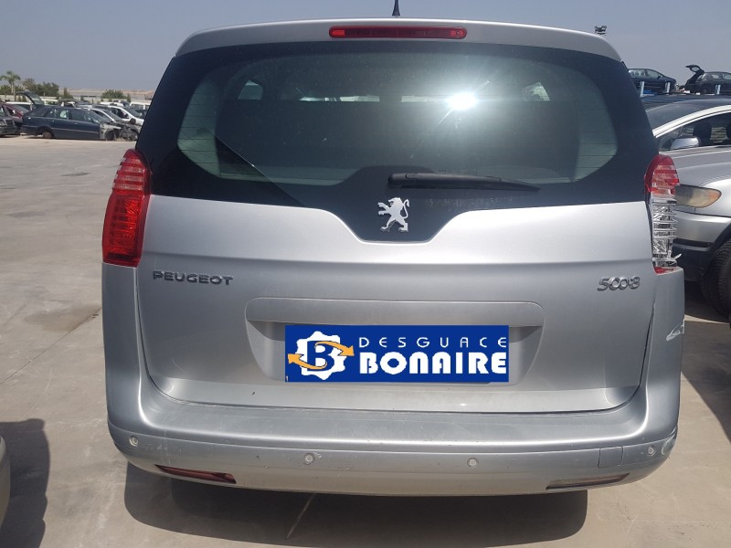 peugeot 5008 del año 2012