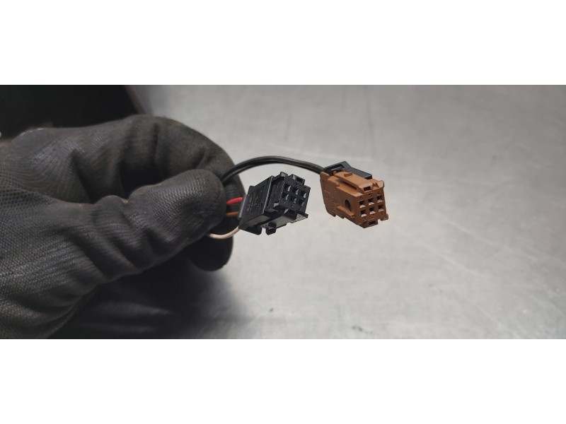 Recambio de retrovisor izquierdo para peugeot 1007 sport referencia OEM IAM 8153WQ  