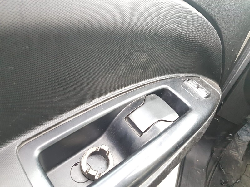 opel combo d del año 2011