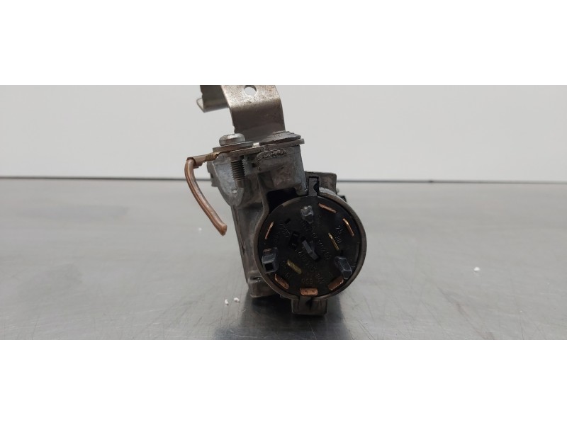 Recambio de antirrobo para seat ibiza (6j5) reference referencia OEM IAM 4B0905851C   Recambio de antirrobo para seat ibiza (6j5) reference referencia OEM IAM 4B0905851C