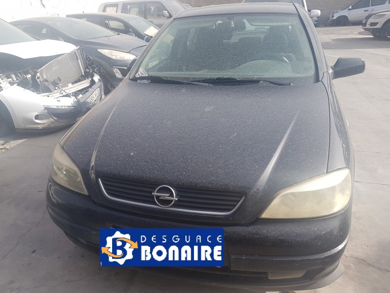 opel astra g berlina del año 2001
