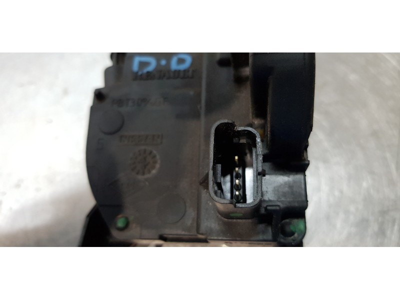 Recambio de cerradura puerta delantera derecha para renault scenic iii grand dynamique referencia OEM IAM 805020006R   Recambio de cerradura puerta delantera derecha para renault scenic iii grand dynamique referencia OEM IAM 805020006R