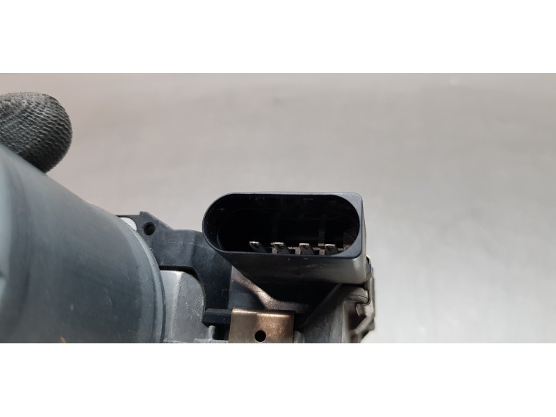 Recambio de motor limpia delantero para ford focus lim. (cb8) trend referencia OEM IAM 2135607   Recambio de motor limpia delantero para ford focus lim. (cb8) trend referencia OEM IAM 2135607