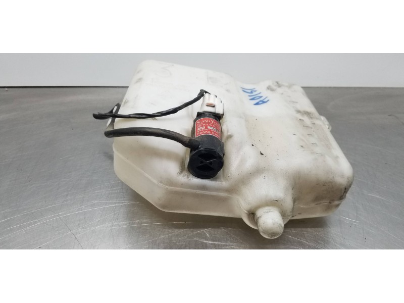 Recambio de deposito limpia para ssangyong rodius xdi referencia OEM IAM 7841021002 7841021000 