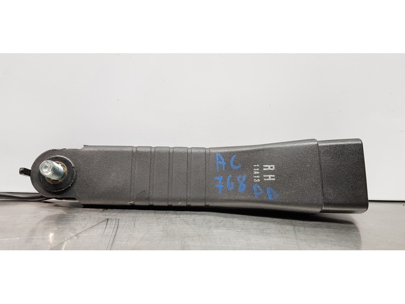 Recambio de pretensor airbag derecho para opel antara enjoy 4x4 referencia OEM IAM 95382643  