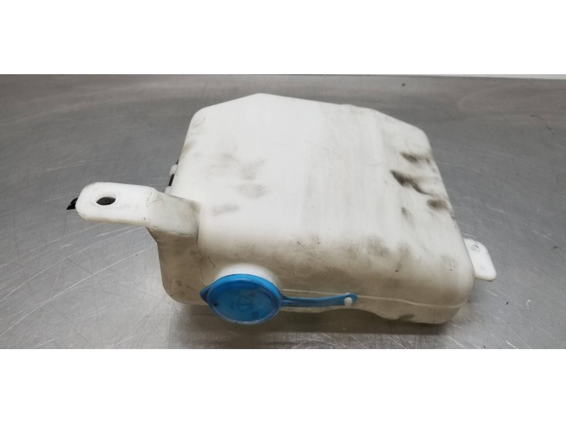 Recambio de deposito limpia para ssangyong rodius xdi referencia OEM IAM 7841021002 7841021000 