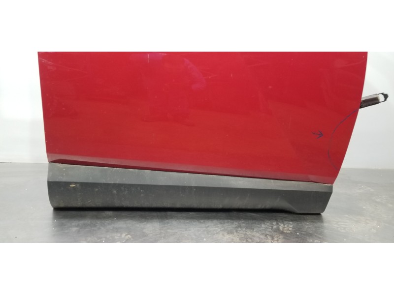 Recambio de puerta delantera derecha para hyundai tucson klass referencia OEM IAM 76004N7005  