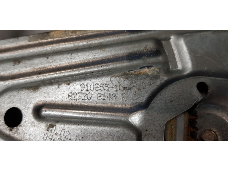 Recambio de elevalunas trasero derecho para renault scenic iii grand dynamique referencia OEM IAM 827208148R   Recambio de elevalunas trasero derecho para renault scenic iii grand dynamique referencia OEM IAM 827208148R