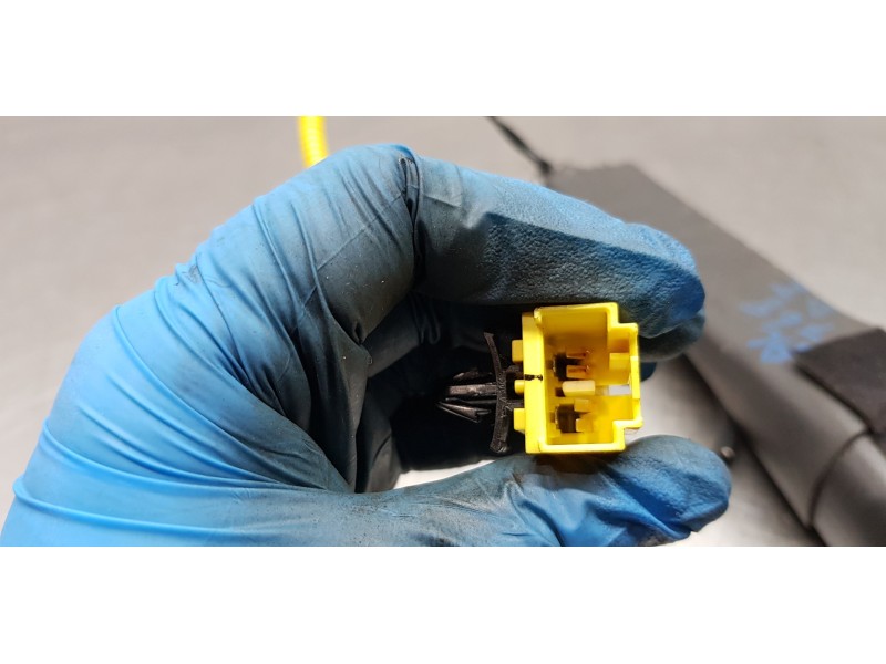 Recambio de pretensor airbag izquierdo para opel antara enjoy 4x4 referencia OEM IAM 20917480   Recambio de pretensor airbag izquierdo para opel antara enjoy 4x4 referencia OEM IAM 20917480