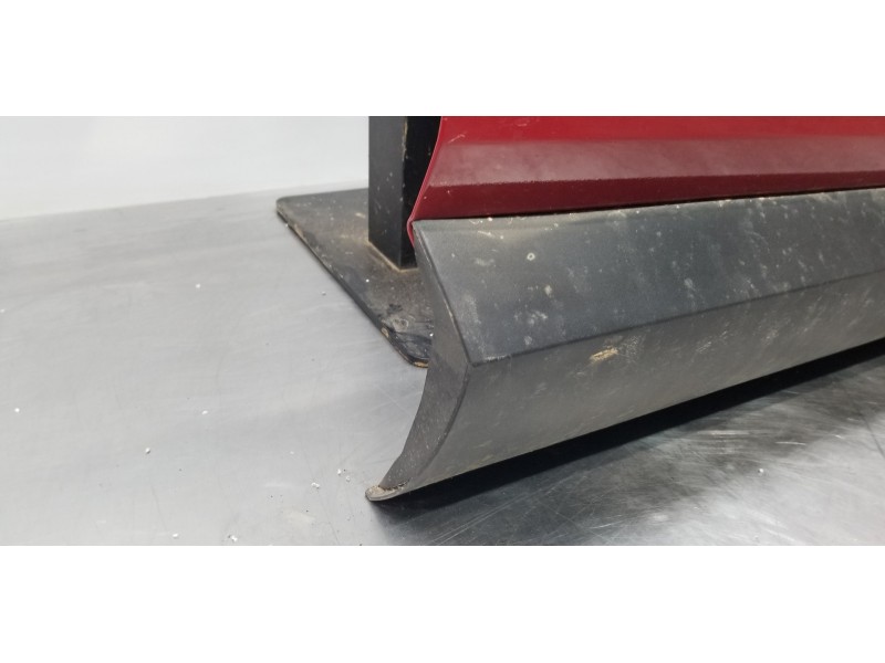 Recambio de puerta delantera derecha para hyundai tucson klass referencia OEM IAM 76004N7005  