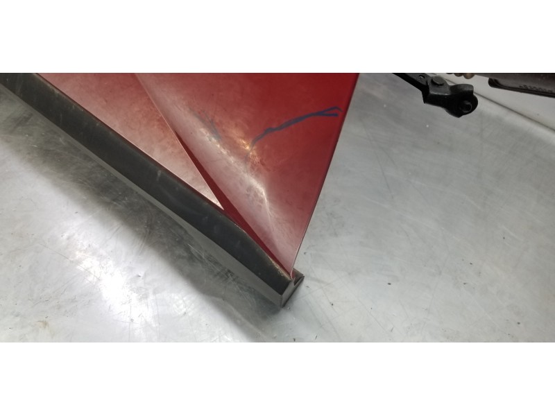 Recambio de puerta delantera derecha para hyundai tucson klass referencia OEM IAM 76004N7005  