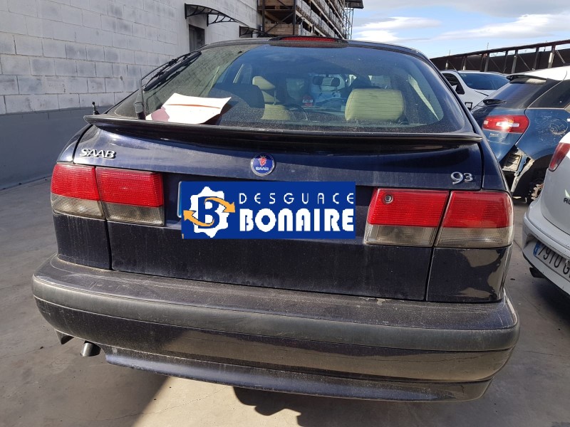 saab 9-3 berlina del año 2002