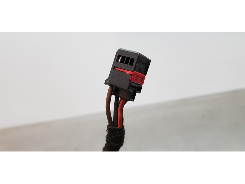 Recambio de amortiguadores maletero / porton para ford c-max titanium referencia OEM IAM 2366842  