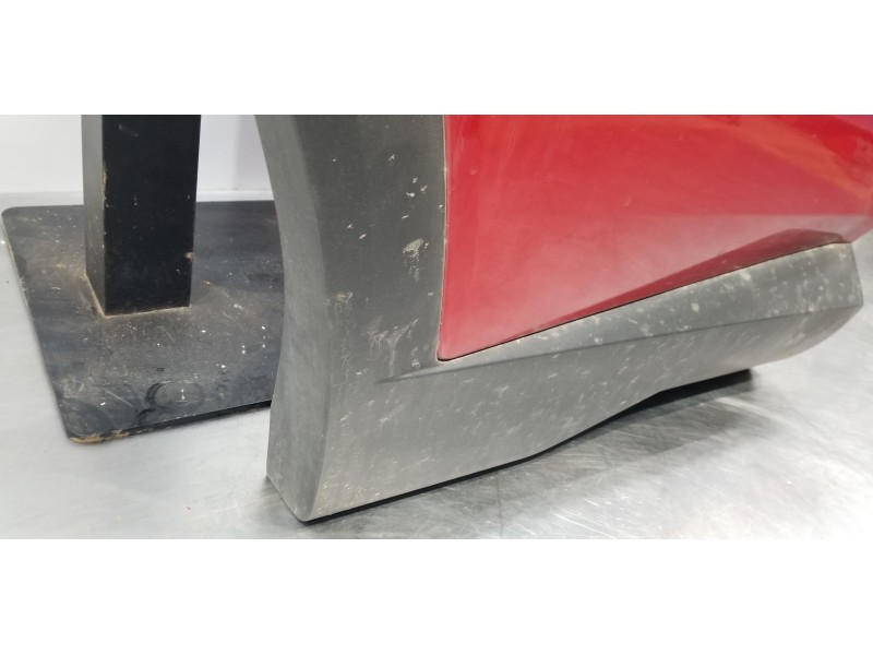 Recambio de puerta trasera derecha para hyundai tucson klass referencia OEM IAM 77004N7005  