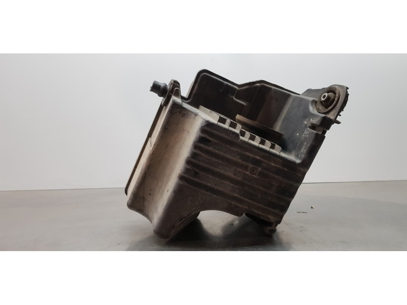 Recambio de filtro aire para mercedes clase a (w169) a 150 (169.031) referencia OEM IAM A2660900001  