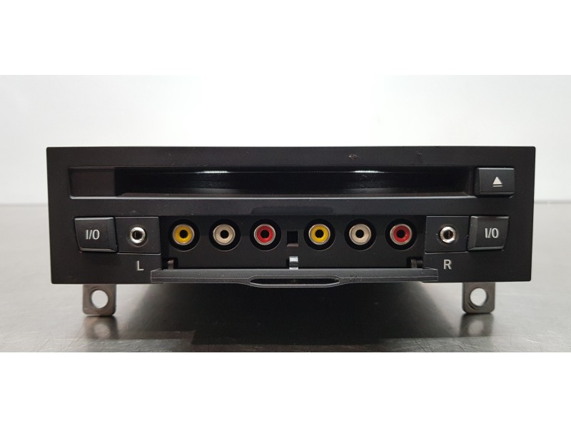 Recambio de sistema audio / radio cd para bmw serie 5 lim. (f10) 520d referencia OEM IAM 65129242879   Recambio de sistema audio / radio cd para bmw serie 5 lim. (f10) 520d referencia OEM IAM 65129242879