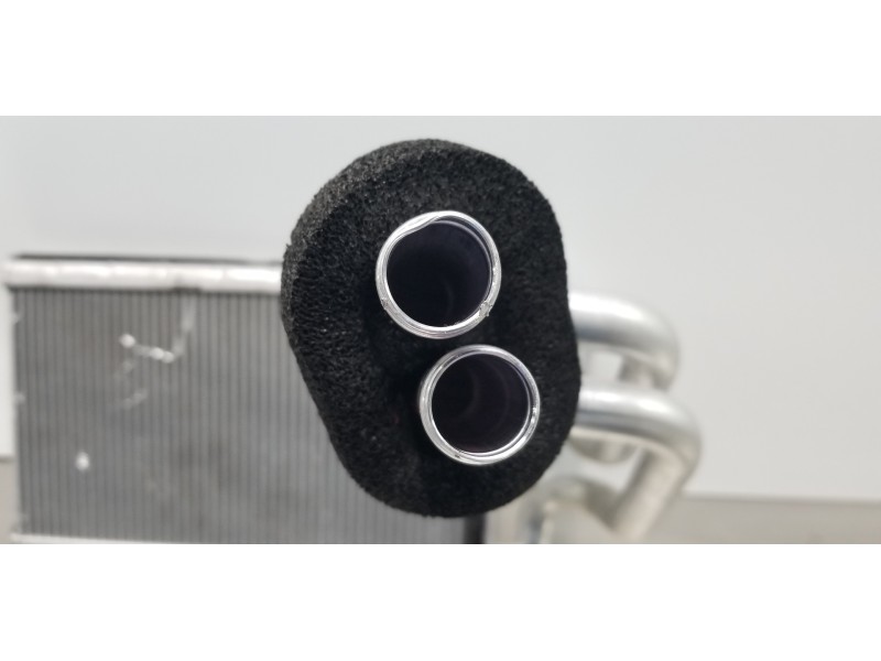 Recambio de radiador calefaccion / aire acondicionado para hyundai tucson klass referencia OEM IAM 97138N7000  