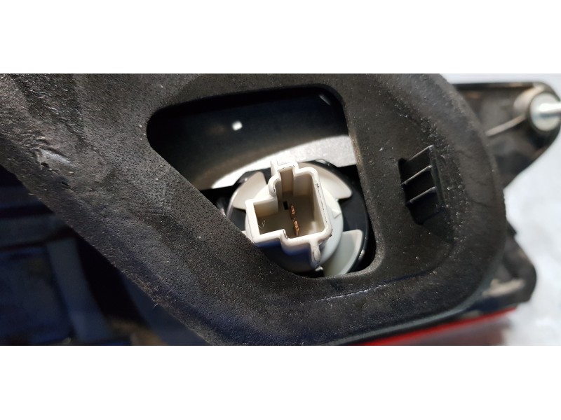 Recambio de piloto trasero derecho interior para subaru legacy kombi/outback b14 premium referencia OEM IAM 84912AJ250   Recambio de piloto trasero derecho interior para subaru legacy kombi/outback b14 premium referencia OEM IAM 84912AJ250