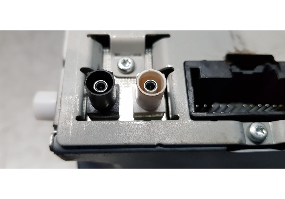 Recambio de sistema audio / radio cd para ford focus lim. st-line b&r referencia OEM IAM F1BT18C815KM   Recambio de sistema audio / radio cd para ford focus lim. st-line b&r referencia OEM IAM F1BT18C815KM